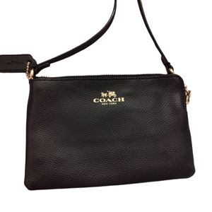 Black smooth Pebble leather wristlet